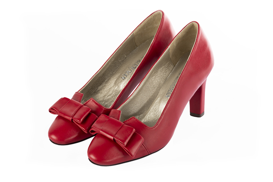 Women's cardinal red elegant pumps with a bow on the front. Round toe. High kitten heels - Front view